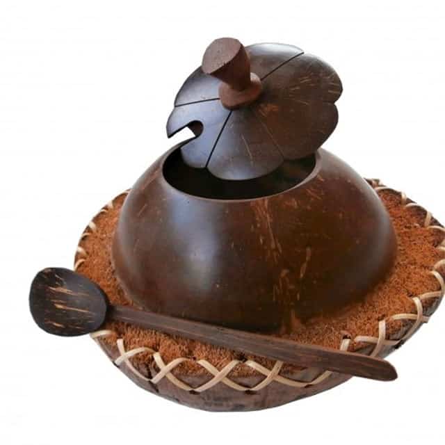 Kerajinan Kelapa - Oleh Oleh Khas Bali